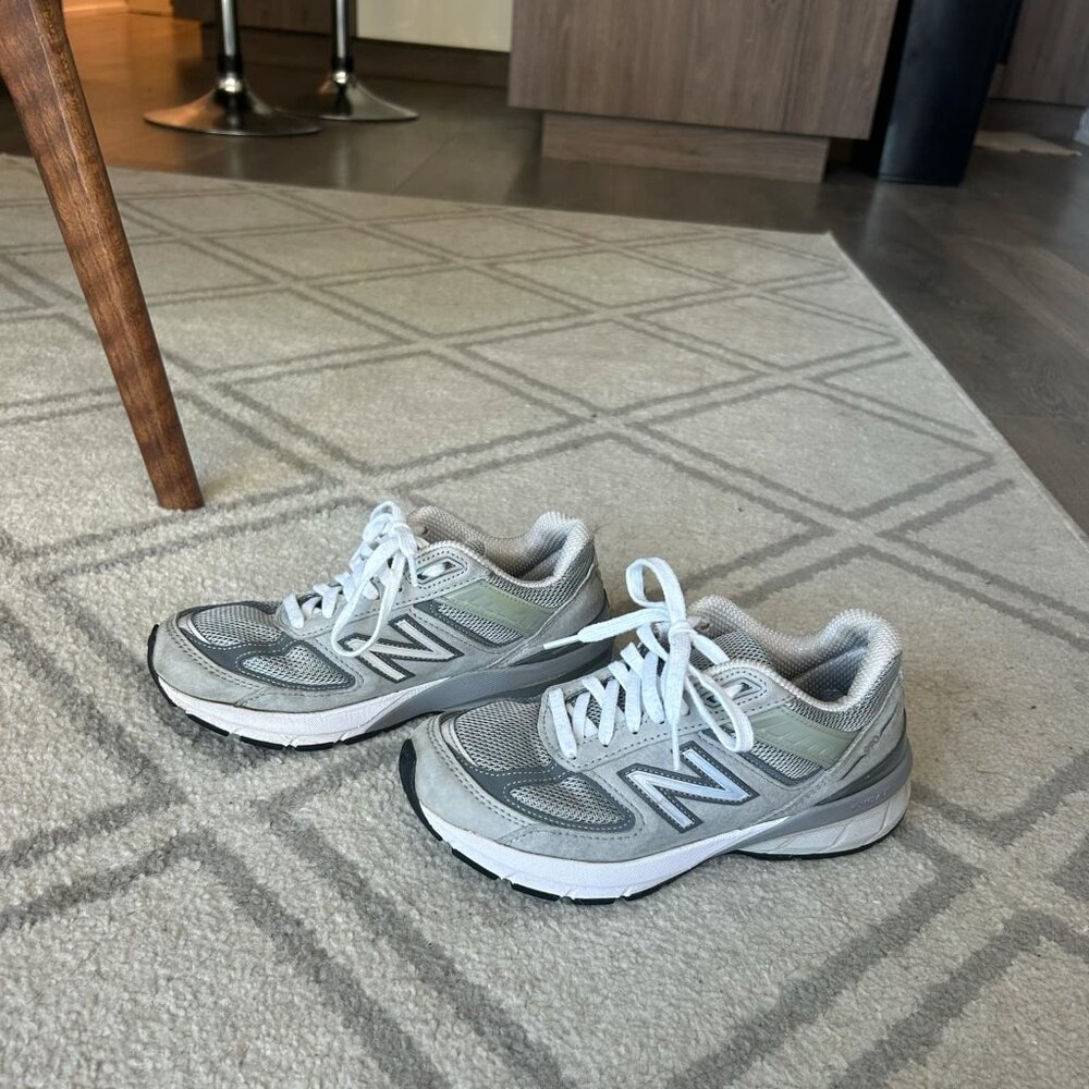 Women's New Blance 990 Sneaker in Grey